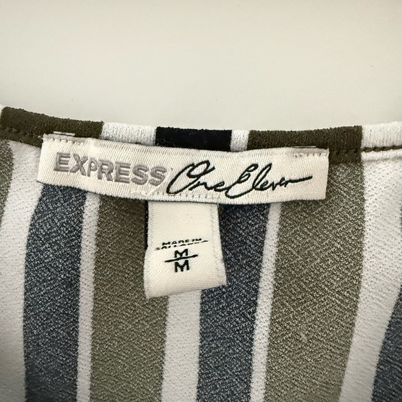 Express Green/Black/White Cami Top & High Waisted Pants 2 piece set, Medium - Picture 7 of 9